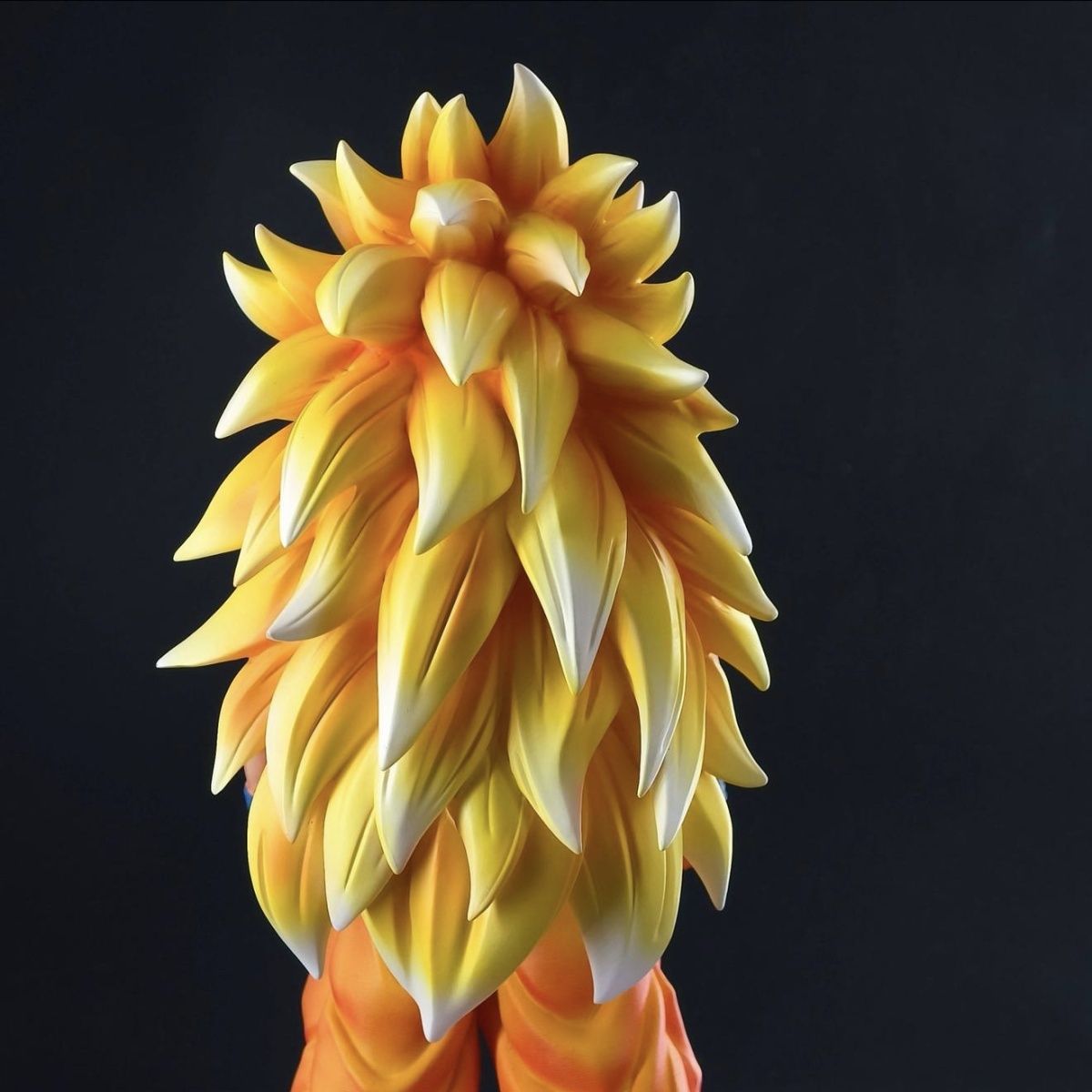 Figura do Goku Super Saiyajin  - Resin Art Goku avaliação e preço