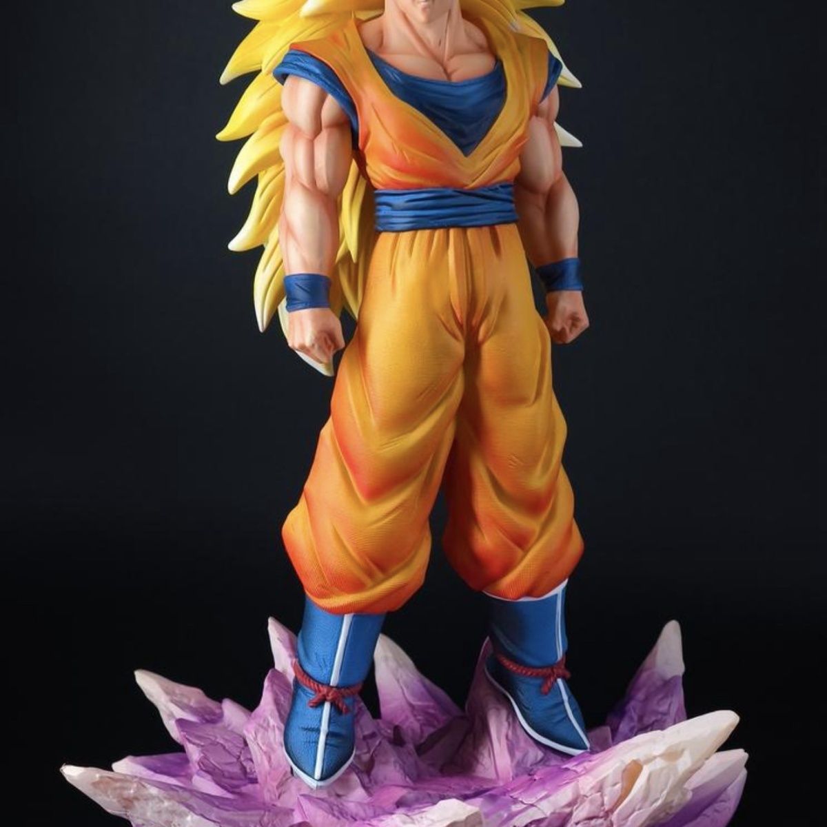Figura do Goku Super Saiyajin  - Resin Art Goku avaliação e preço
