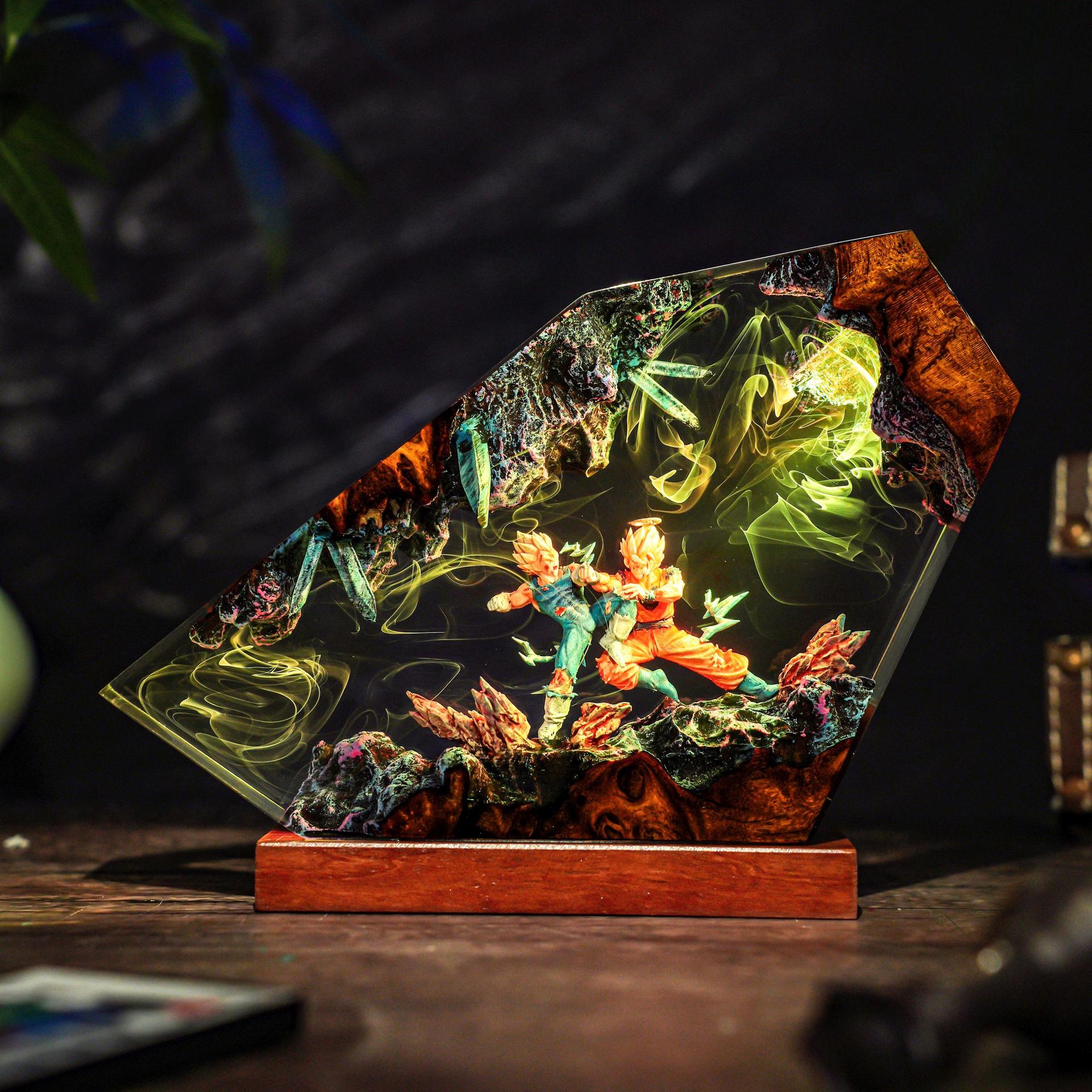 Luz Noturna LED Artesanal de R - Resin Art Goku avaliação e preço